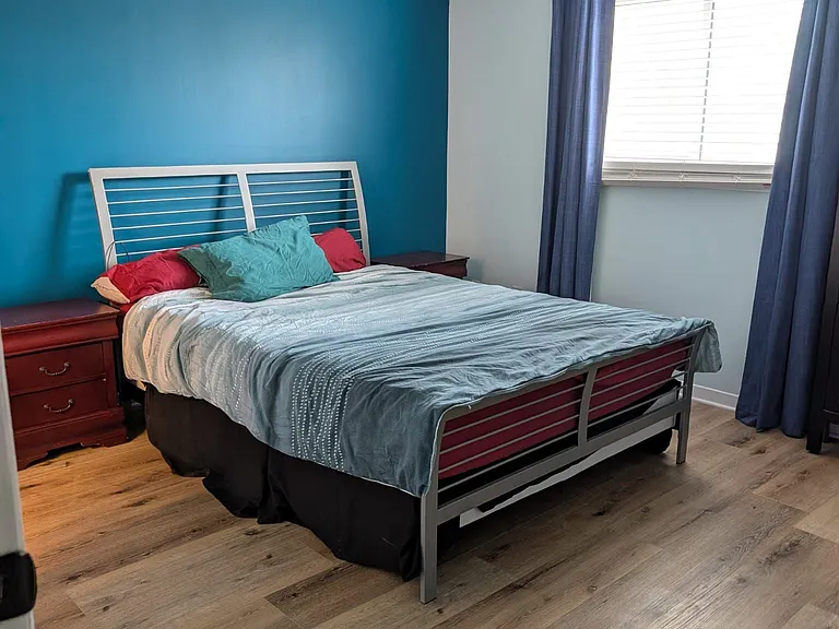 1920 Culver Dr #4 — Photo 6