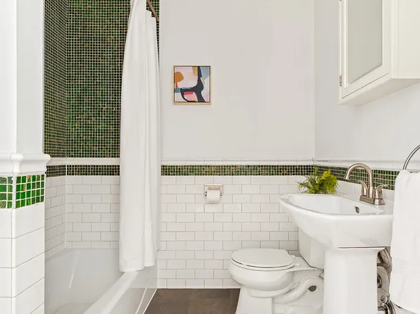 203 Lefferts Avenue TWNH image 10 of 10