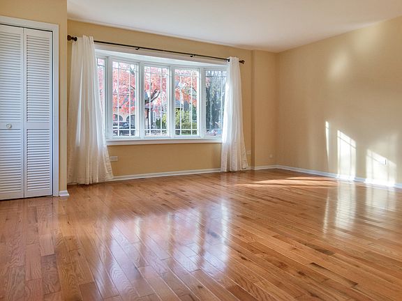 4th image of 505 W Benton Ave