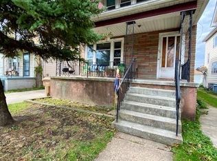 52 Pine Ridge Rd, Buffalo, NY 14211