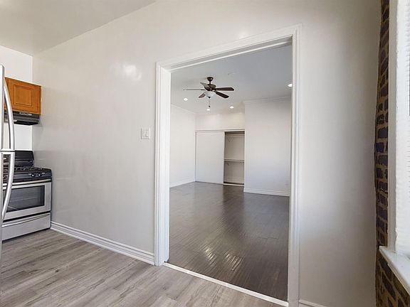 5th image of 738 S New Hampshire Ave #508