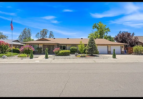 2961 Panorama Dr Photo 1