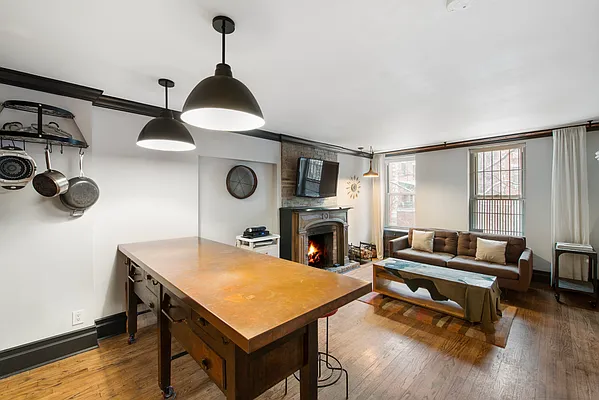 Sold by Compass | media 4