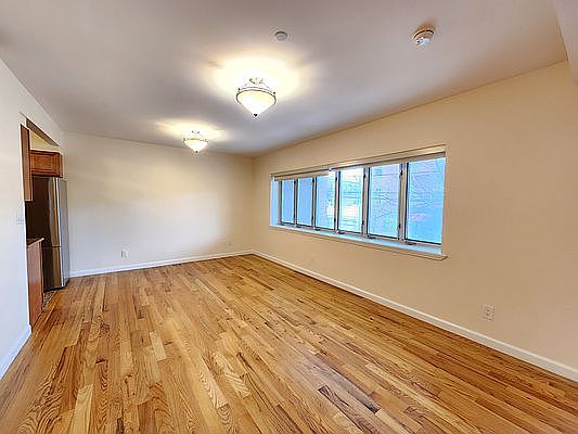 4th image of 28-43 37th St