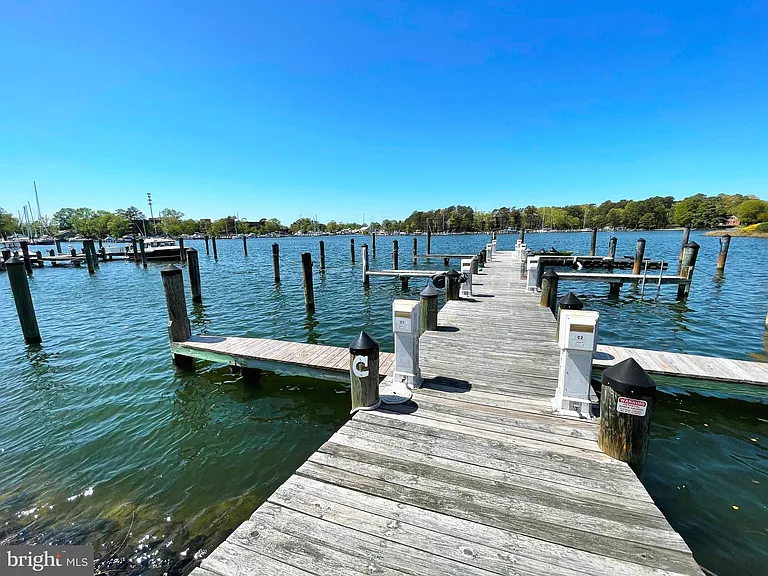 634 Oyster Bay Pl — Photo 28