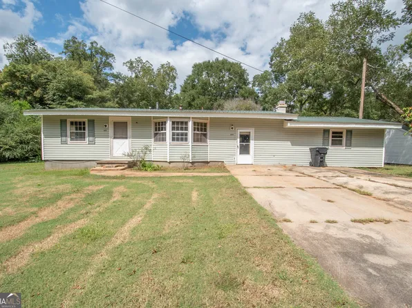 309 Lagrange St, Grantville, GA 30220