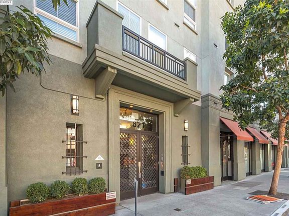 3rd image of 821 Folsom St APT 115
