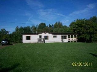 4958 Sandhill Rd, Almont, MI 48003