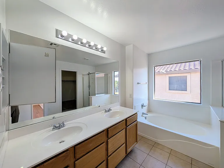 6416 N 78th Ln — Photo 67