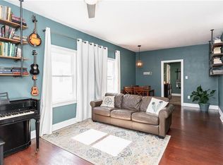 412 4th St, West Des Moines, IA 50265