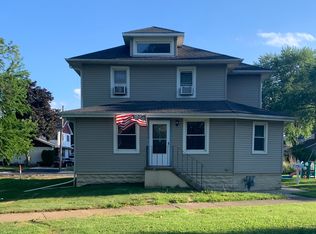 305 E Division St, Lockport, IL 60441