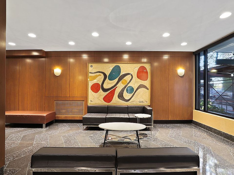 1st image of 555 Kappock St APT 2E