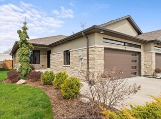 6 Holly St, Kingsville, ON N9Y0E9