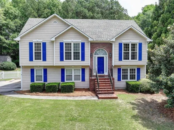 1818 McConnell Rd, Grayson, GA 30017