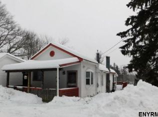 228 Hillside Rd, Pattersonville, NY 12137