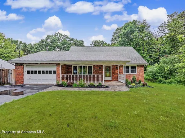 204 Wilcrest Rd, Moscow, PA 18444
