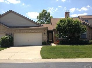 128 Cherry Hill Pointe Dr, Canton, MI 48187