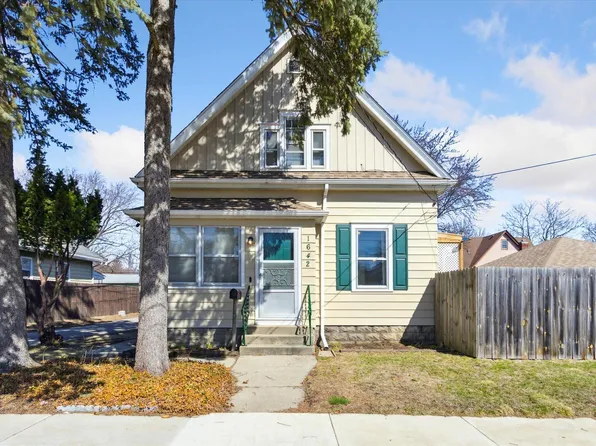 1642 10th Ave, Rockford, IL 61104