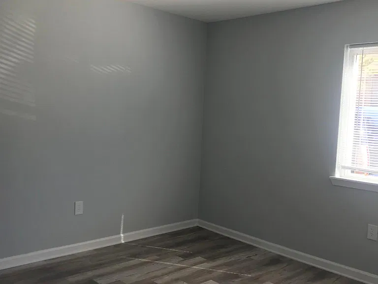 Cedarbrook Apartments — Photo 10