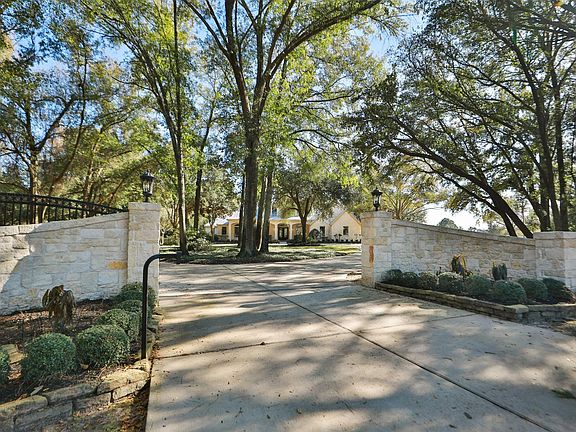 2nd image of 15601 Brown Rd