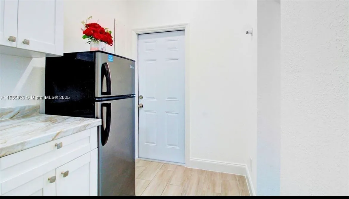 6110 S Waterway Dr — Photo 1