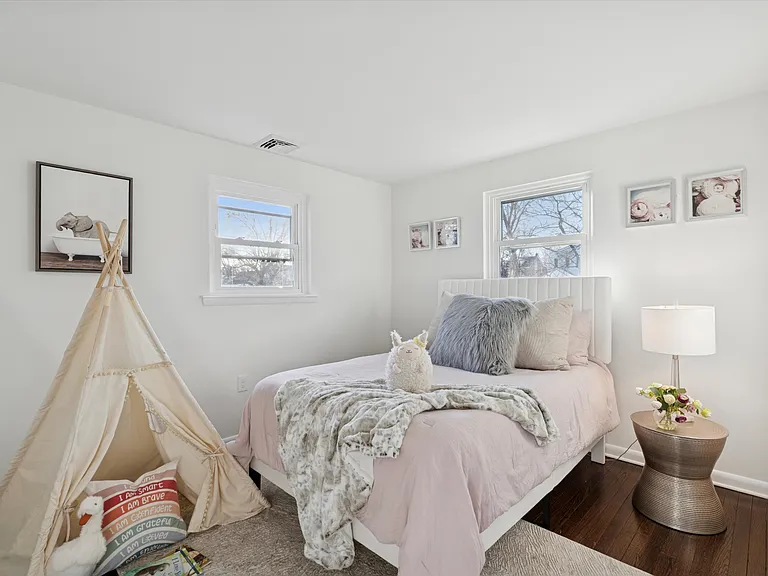 305 Lemon St — Photo 7