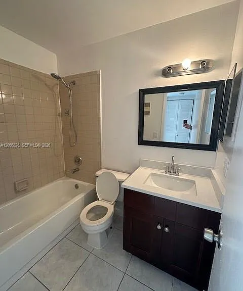 861 NE 207th Ln #201-14 — Photo 6