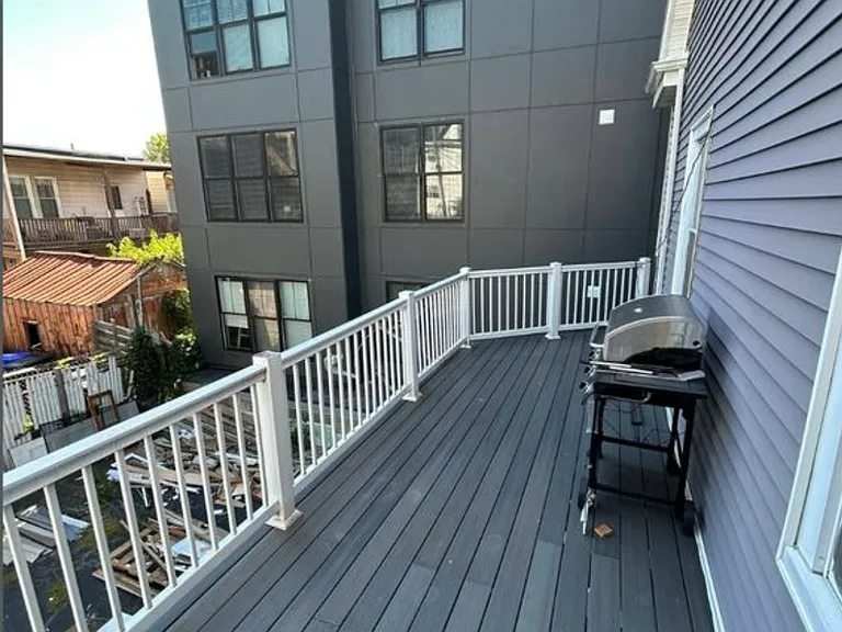 5 Falcon St #2 — Photo 5