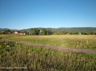 518 Cobblecrest Rd, Driggs, ID 83422