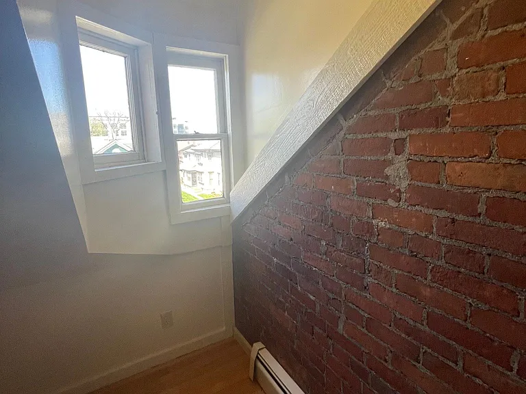827 W Wayne St #3 — Photo 9