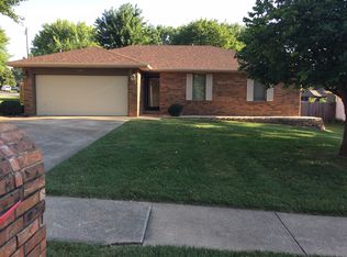 605 E Maplewood St, Springfield, MO 65807