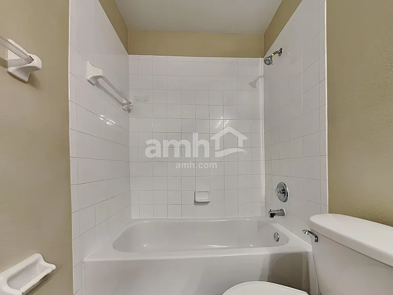 12517 Midpointe Dr — Photo 18