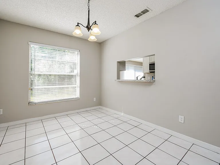 7663 Sapphire Ln — Photo 7