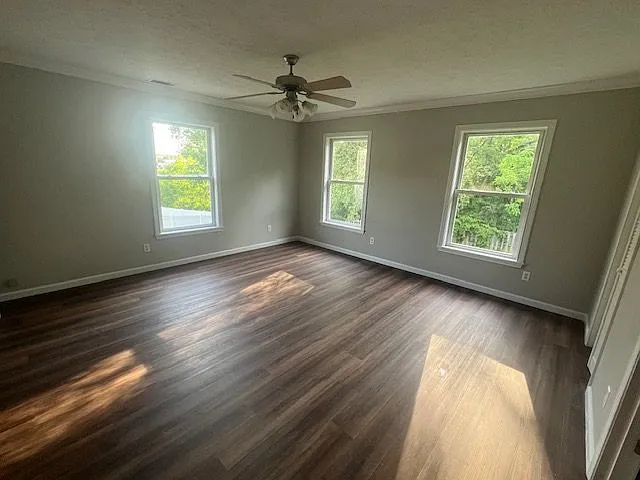 4901 Woodsend Rd — Photo 20
