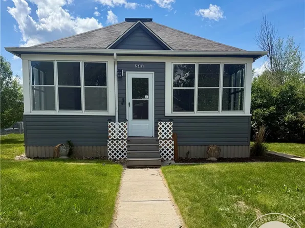 242 N 13th Ave, Forsyth, MT 59327