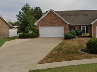12382 Spring Leaf Ct, Louisville, KY 40229