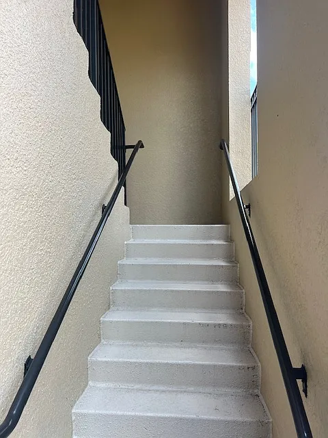 3 bed, 1352 sqft, $7,000 — Photo 3