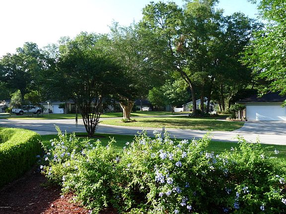 5th image of 3319 Carlsbad Trl