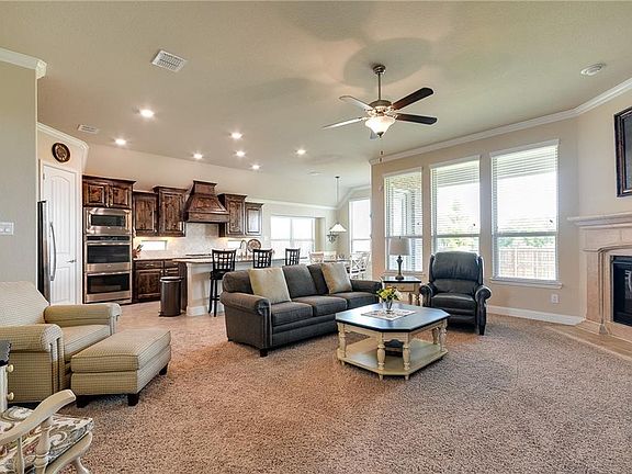 4th image of 4806 Paradise Ln