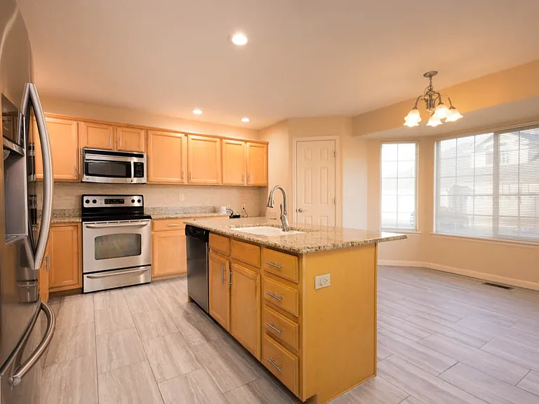 173 Lindenwood Ave — Photo 14