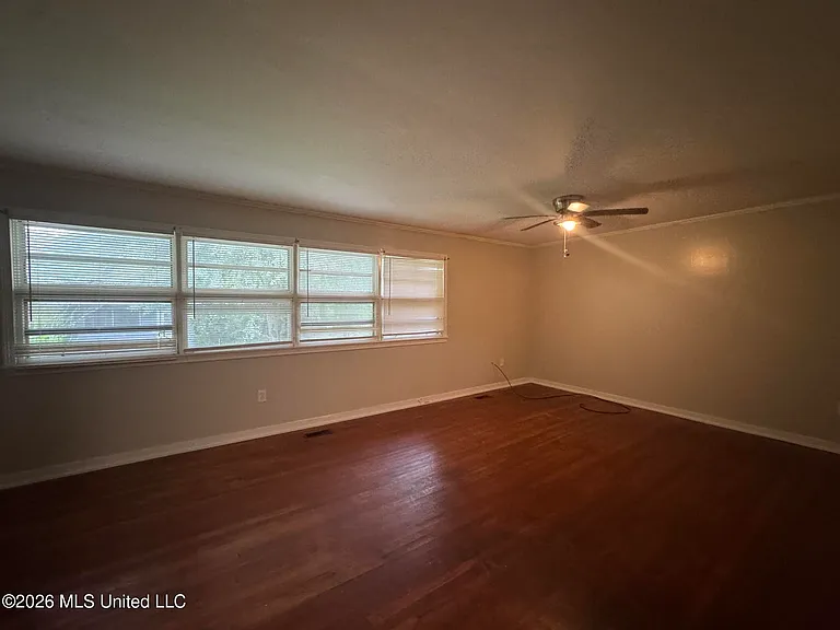 5855 Canton Park Dr — Photo 9