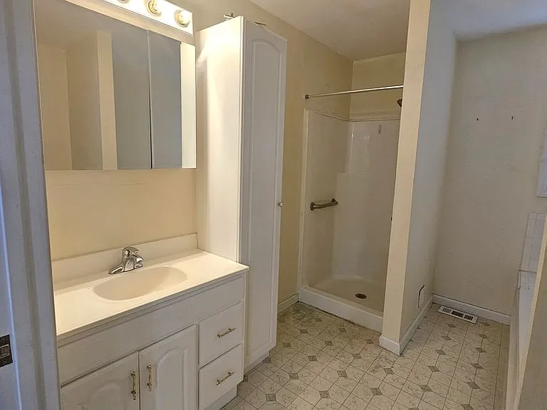 1133 Leland Cir — Photo 22