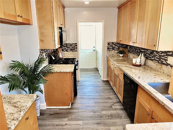 5th image of 4813 Ocana Ave