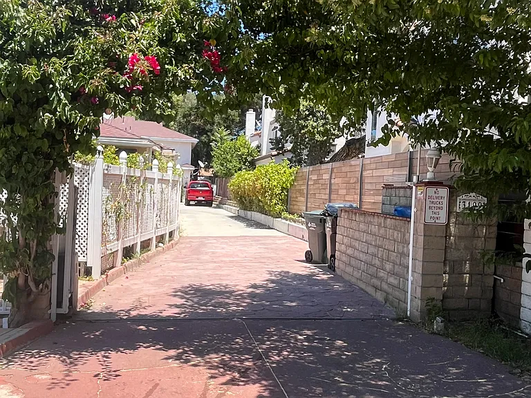 3199 Royal Oaks Dr #C — Photo 24