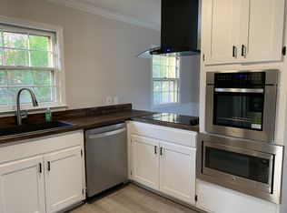 1708 Gracewood Dr, Greensboro, NC 27408