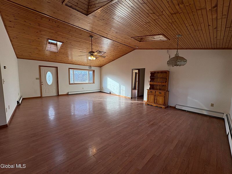 2nd image of 418 High Rock Road