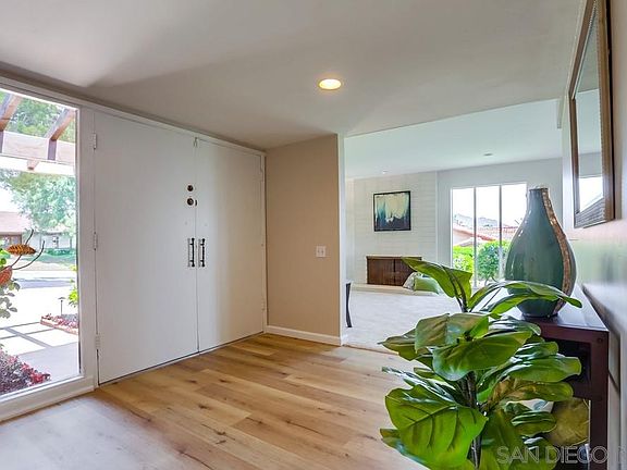 2nd image of 6455 Bluefield Pl