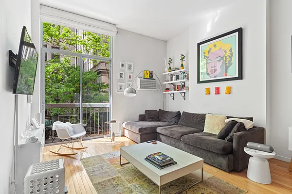 Rented by Compass | media 20