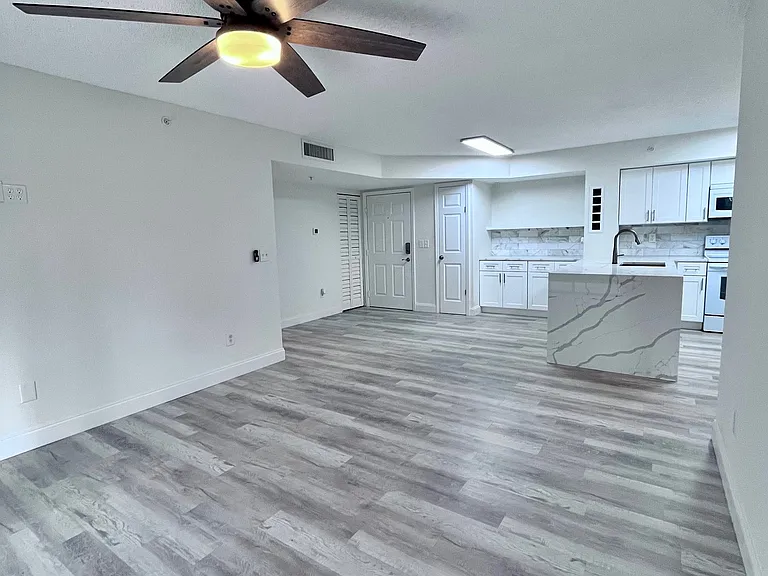 1220 Wildwood Lakes Blvd #108 — Photo 3