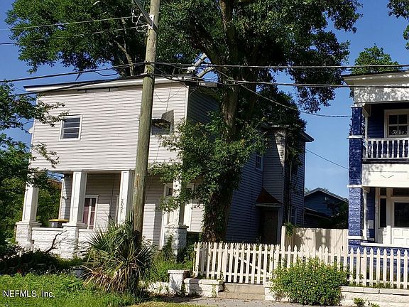 3rd image of 2055 Silver St